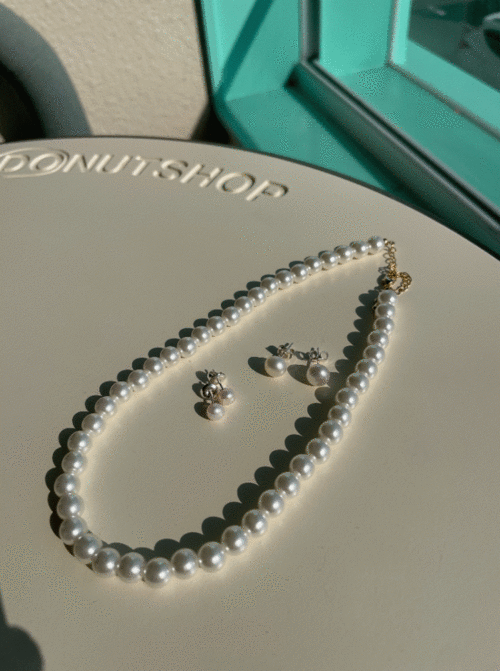 mojo pearl necklace (모조진주)